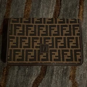 Fendi clutch in good condition